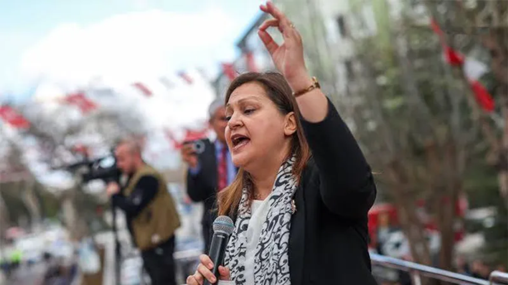 Burcu Köksal Neden AK Parti’ye Katılıyor? Ayrıntılar Burada