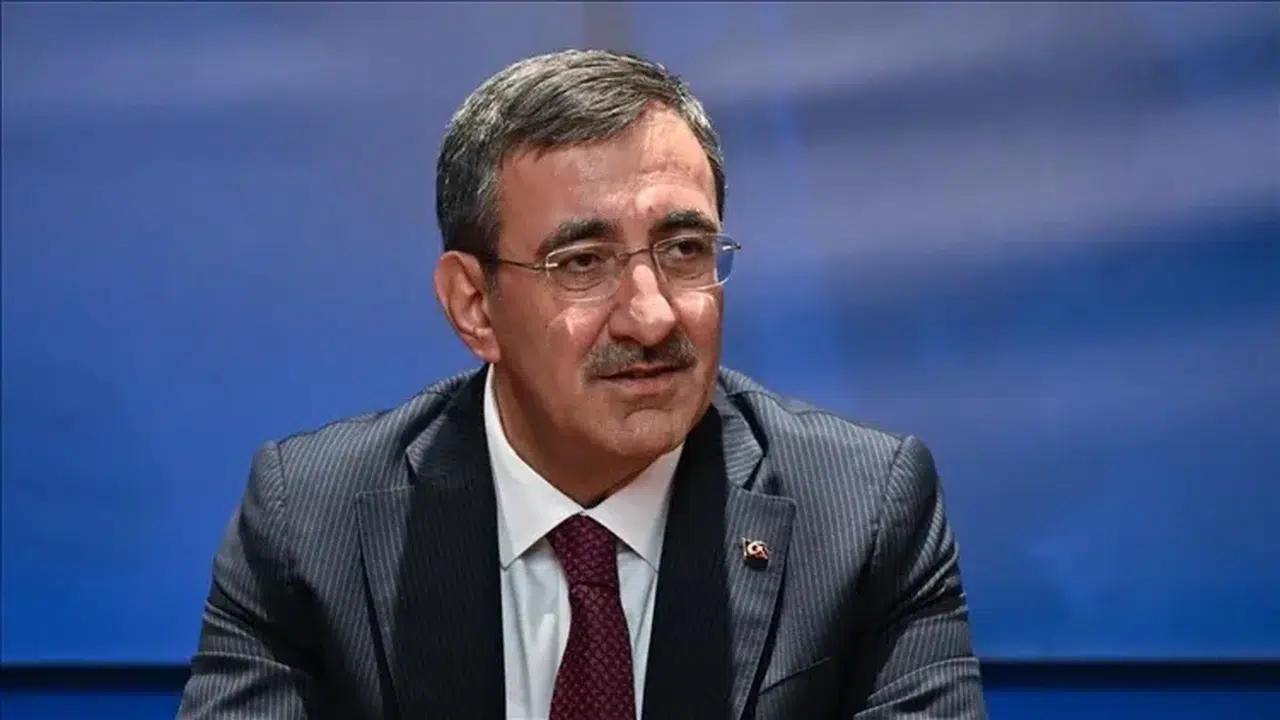 Nisan’da İhracat Rekoru: Dış Ticaret Açığı Tarihi Düşüş Yaşadı