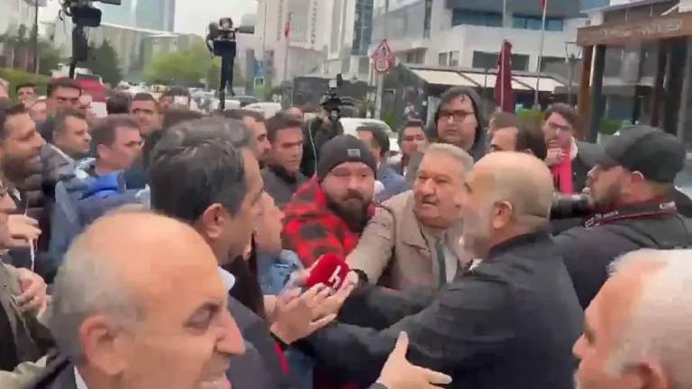 İbrahim Varol’a CHP Genel Merkezi Önünde Saldırı: Olayın Detayları