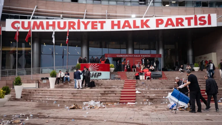 Kemal Kılıçdaroğlu’nun CHP’deki Yeniden Yapılanması Nedir?