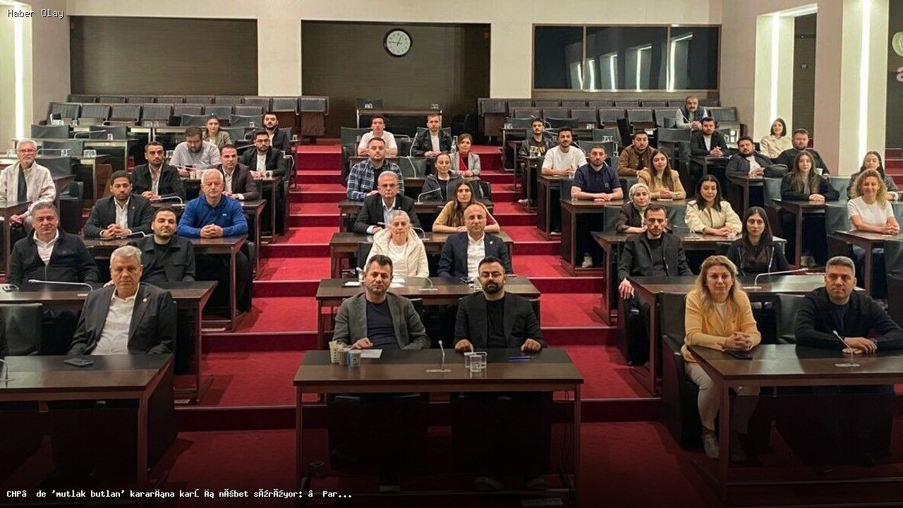 CHP’de ‘mutlak butlan’ kararı sonrası nöbet devam ediyor