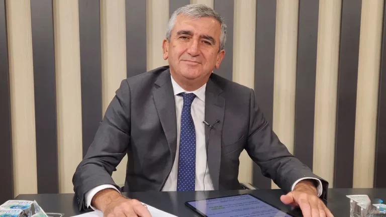 Akçakoca Belediye Başkanı Fikret Albayrak Neden Görevden Uzaklaştırıldı?
