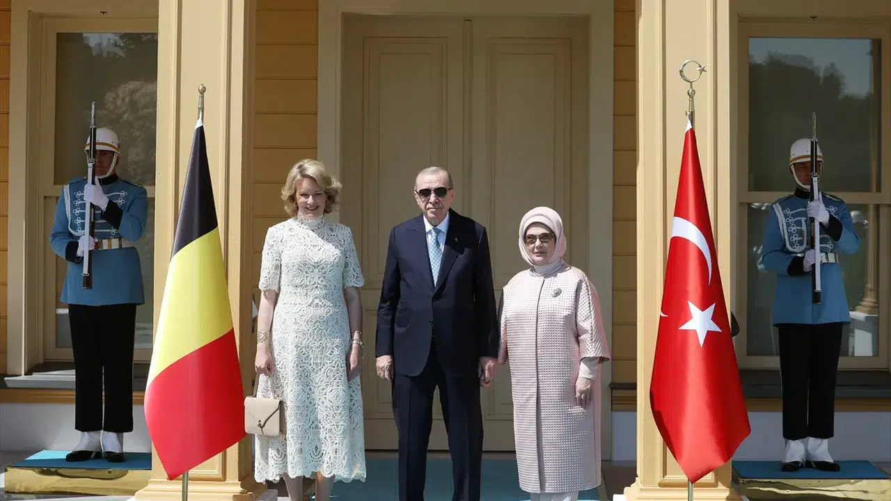 Cumhurbaşkanı Erdoğan, Belçika Kraliçesi Mathilde ile Görüştü