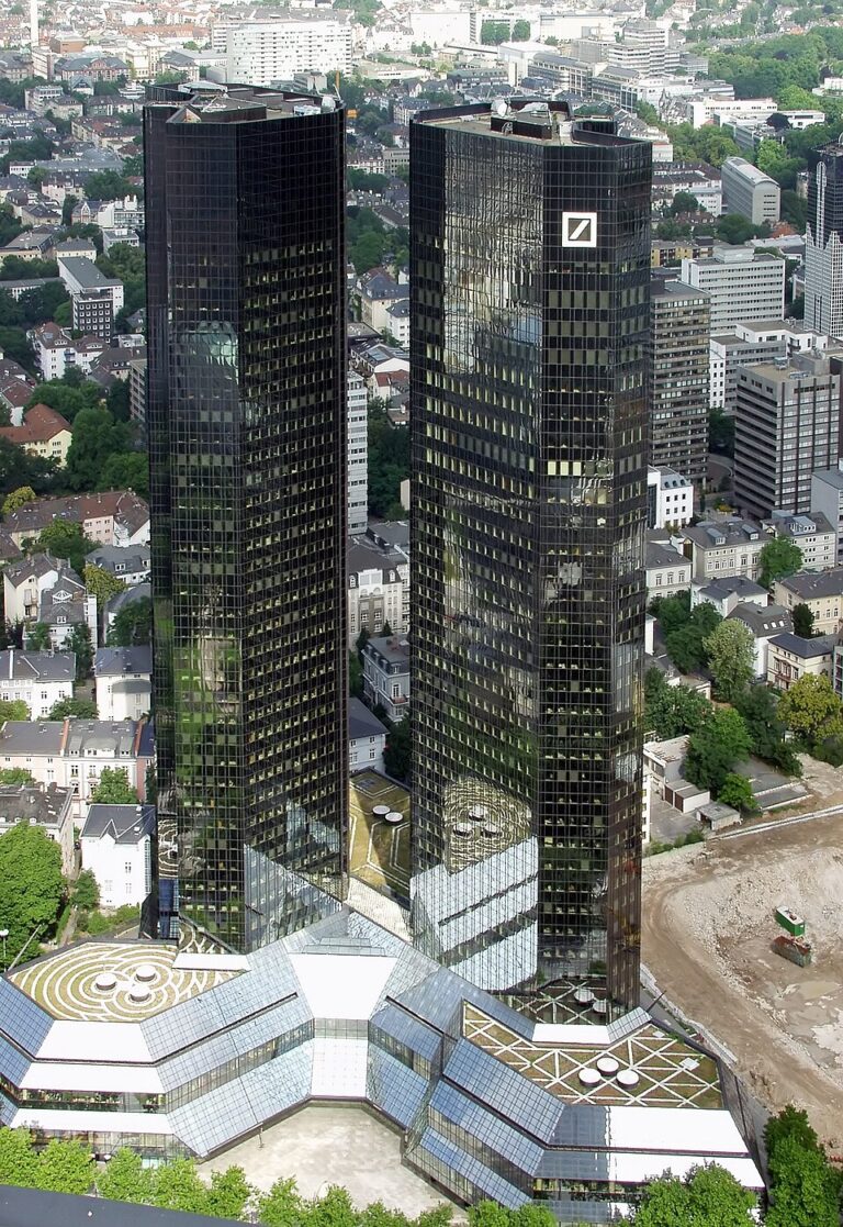 Deutsche Bank’ın Çalkantılı Süreci: Neler Oluyor?