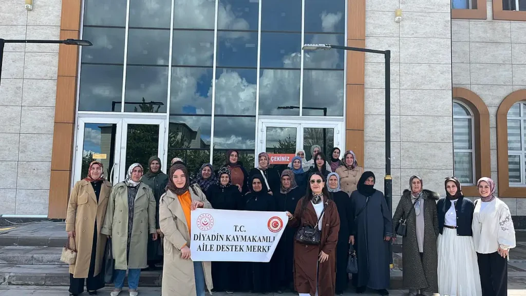 Diyadin’de Anneler Günü’nde Keyifli Sinema Etkinliği