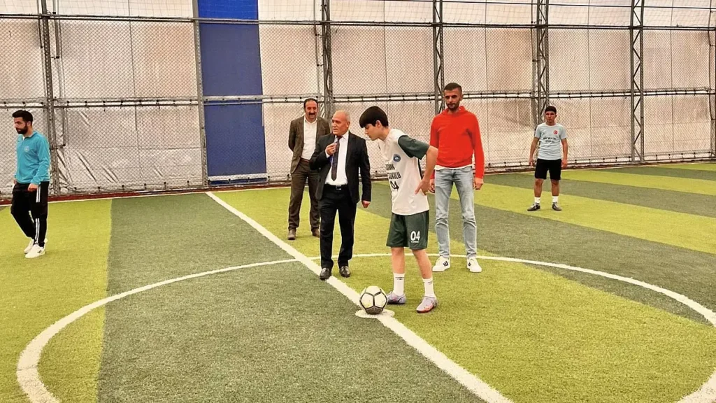 Diyadin’de Ortaokul Spor Müsabakaları Şampiyonları Belirlendi