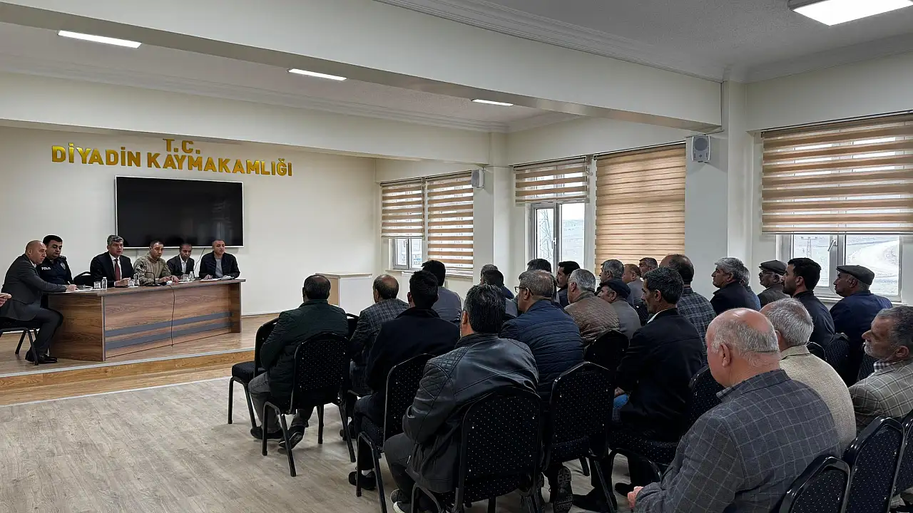 Diyadin’de Sokak Hayvanları İçin Önemli Toplantı Gerçekleşti