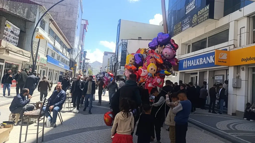 Kurban Bayramı Öncesi Doğubayazıt’ta Hareketlilik Artıyor