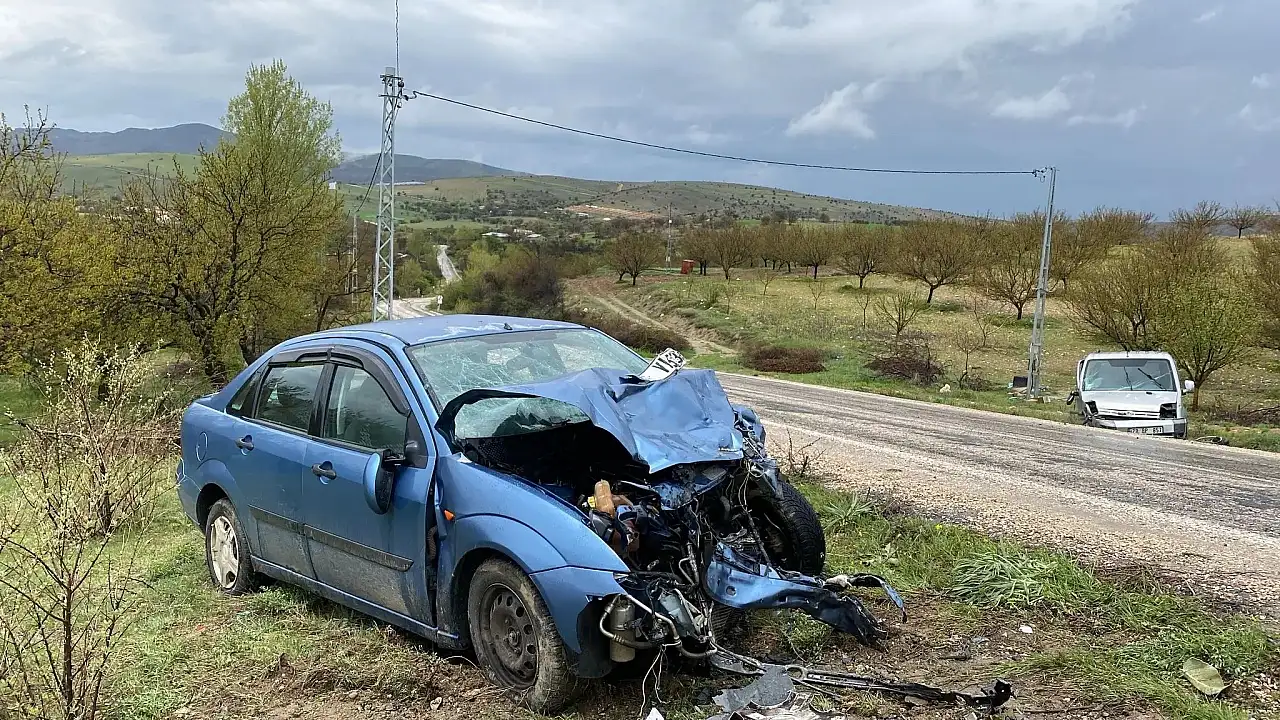 Elazığ’da feci kaza: 1 ölü, 2 yaralı