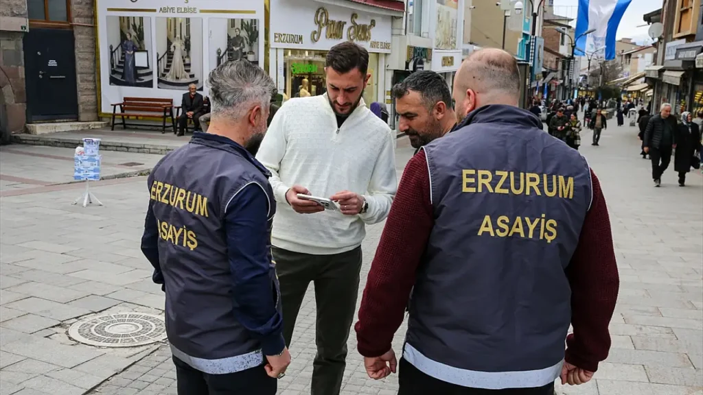 Erzurum’da sahte polis tuzağı: 1 milyonluk zarar polis ve kuyumcunun sayesinde son anda önlendi