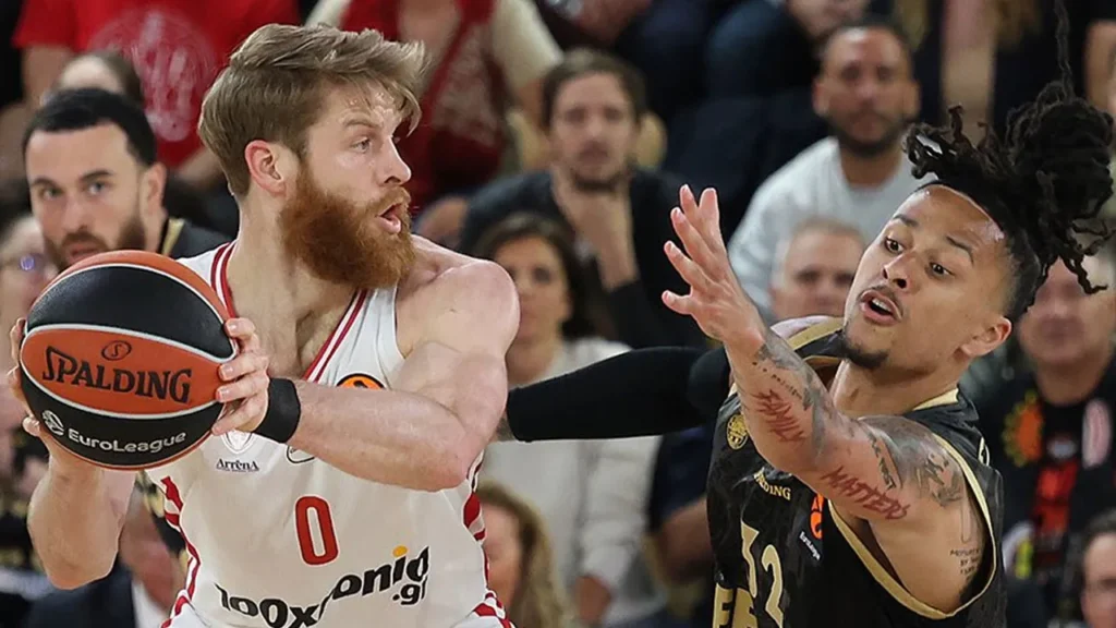 EuroLeague Dörtlü Final’e Yükselen İlk Takım Belli Oldu