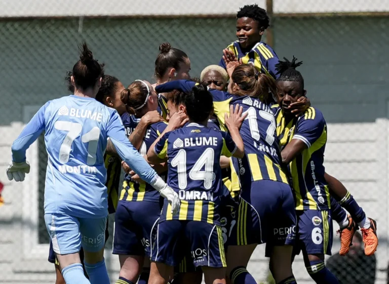 Fenerbahçe Kadın Futbol Takımı Tarih Yazdı