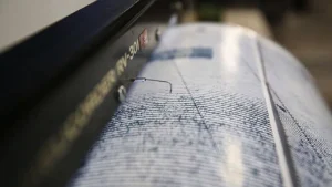 İran’da korkutan deprem! Tahran yakınları sallandı