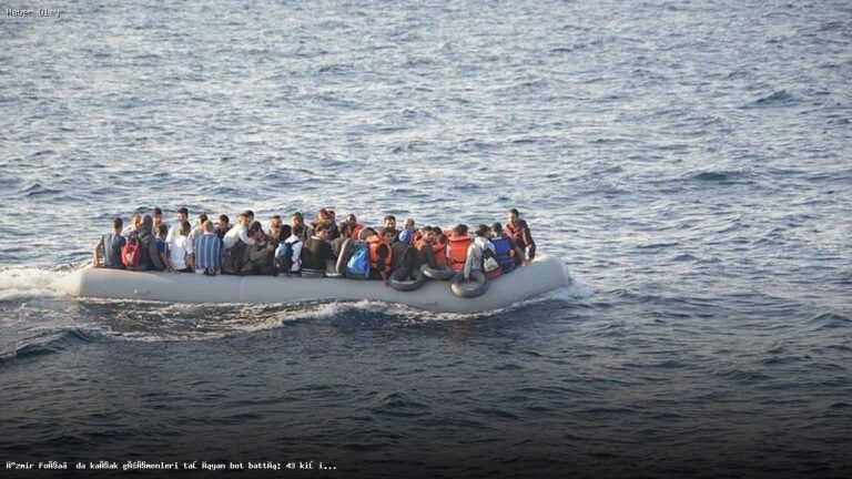 Foça’da Kaçak Göçmen Botu Battı: 43 Kişi Kurtarıldı