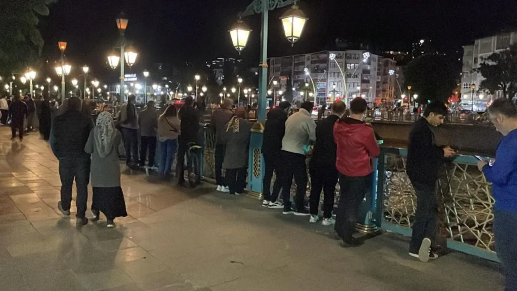 Yeşilırmak’ta Taşkın Riski: Vatandaşlar Uyarıları Neden Görmezden Geliyor?