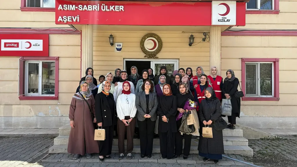 Anneler Günü’nde Kızılay’dan Unutulmaz Etkinlik