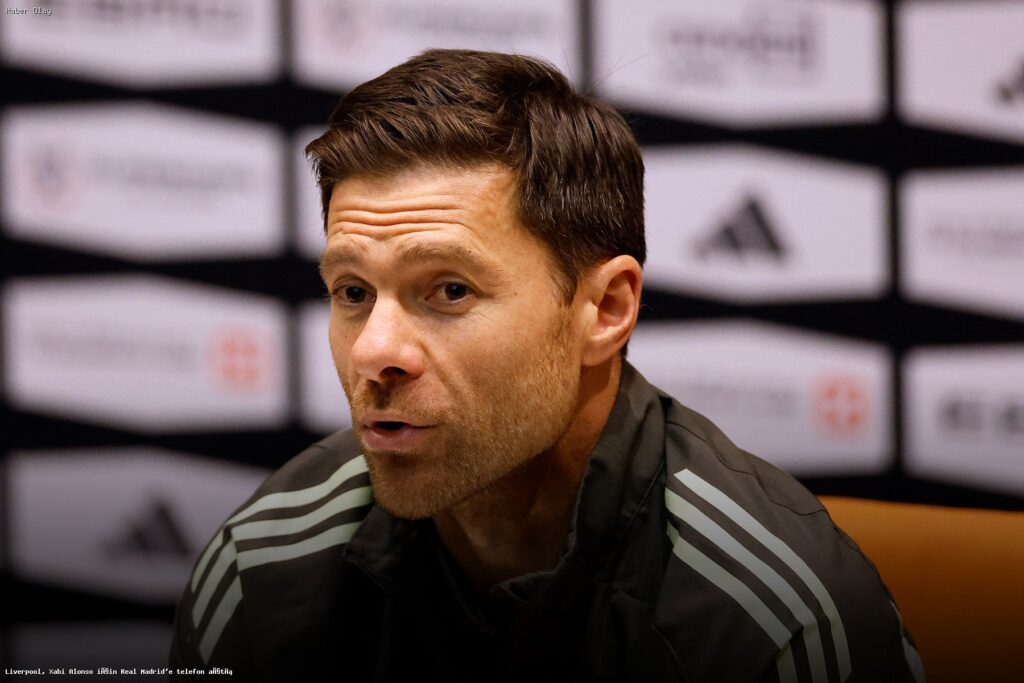 Liverpool, Xabi Alonso için Real Madrid ile temasa geçti