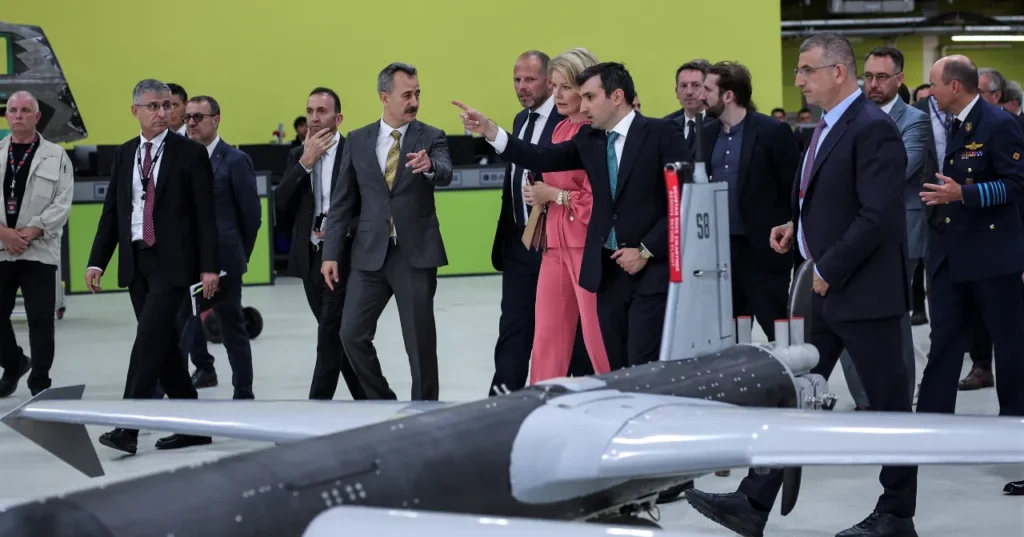 Belçika Kraliçesi Mathilde Türkiye’de Milli SİHA’ları İnceledi