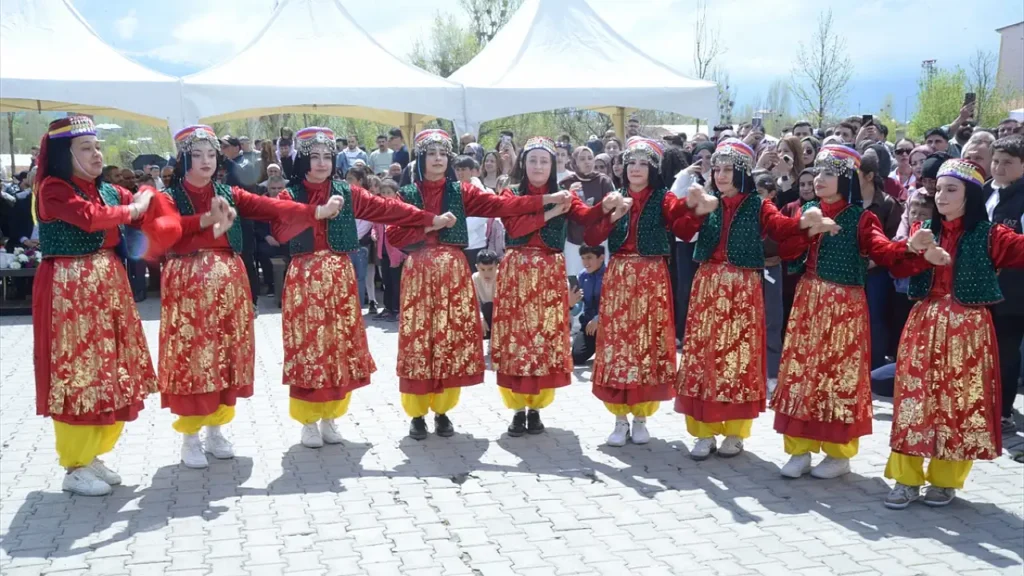Muş’ta Lale Festivali: Bir Doğa ve Kültür Buluşması