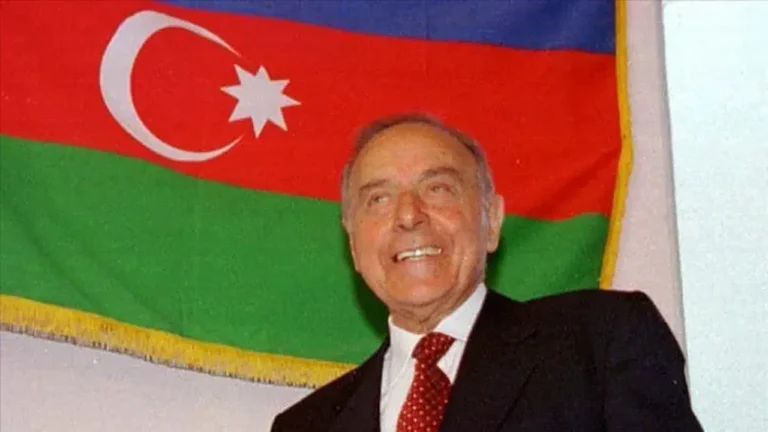 Haydar Aliyev’in Hayatı ve Azerbaycan’a Katkıları