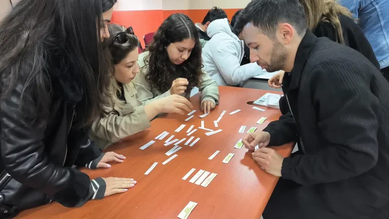 Patnos’ta Psikolojik Danışmanlara Bağımlılıkla Mücadele Eğitimi