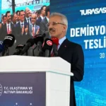 Raylarda yeşil dönüşüm: Stratejik vagonlar güneş ışığıyla şekilleniyor!