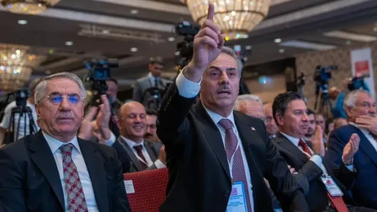 TBB Başkanlık Seçiminde Gergin Anlar: Yumruklar ve Arbede