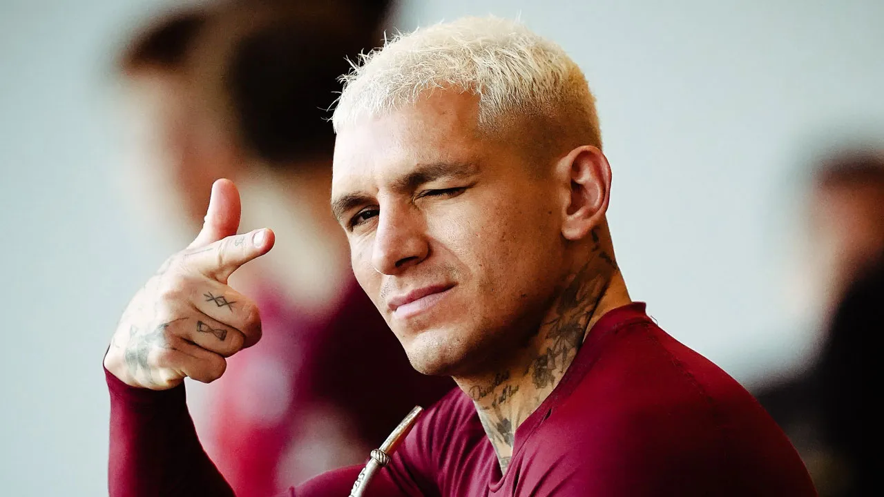 TORREIRA’YA YUMRUKLU SALDIRI