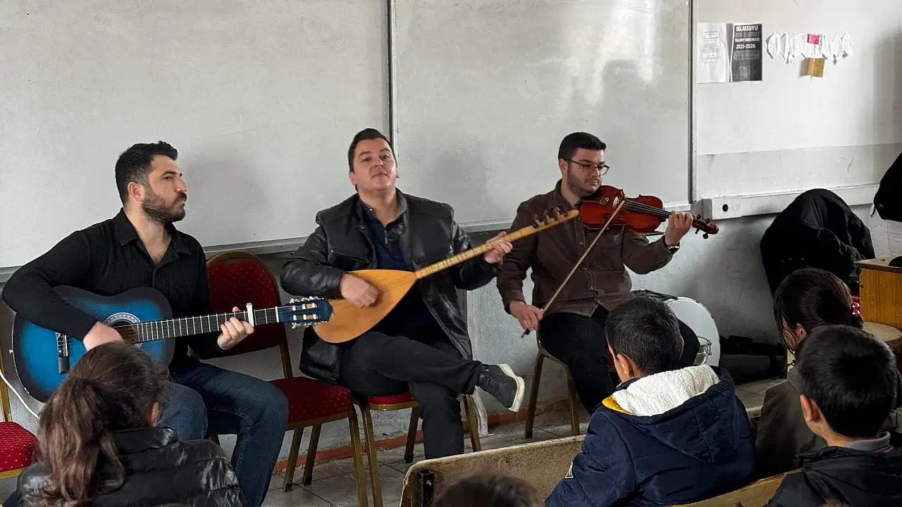 Tutak’ta Müzik Öğretmenlerinden Sanat Dolu Etkinlikler