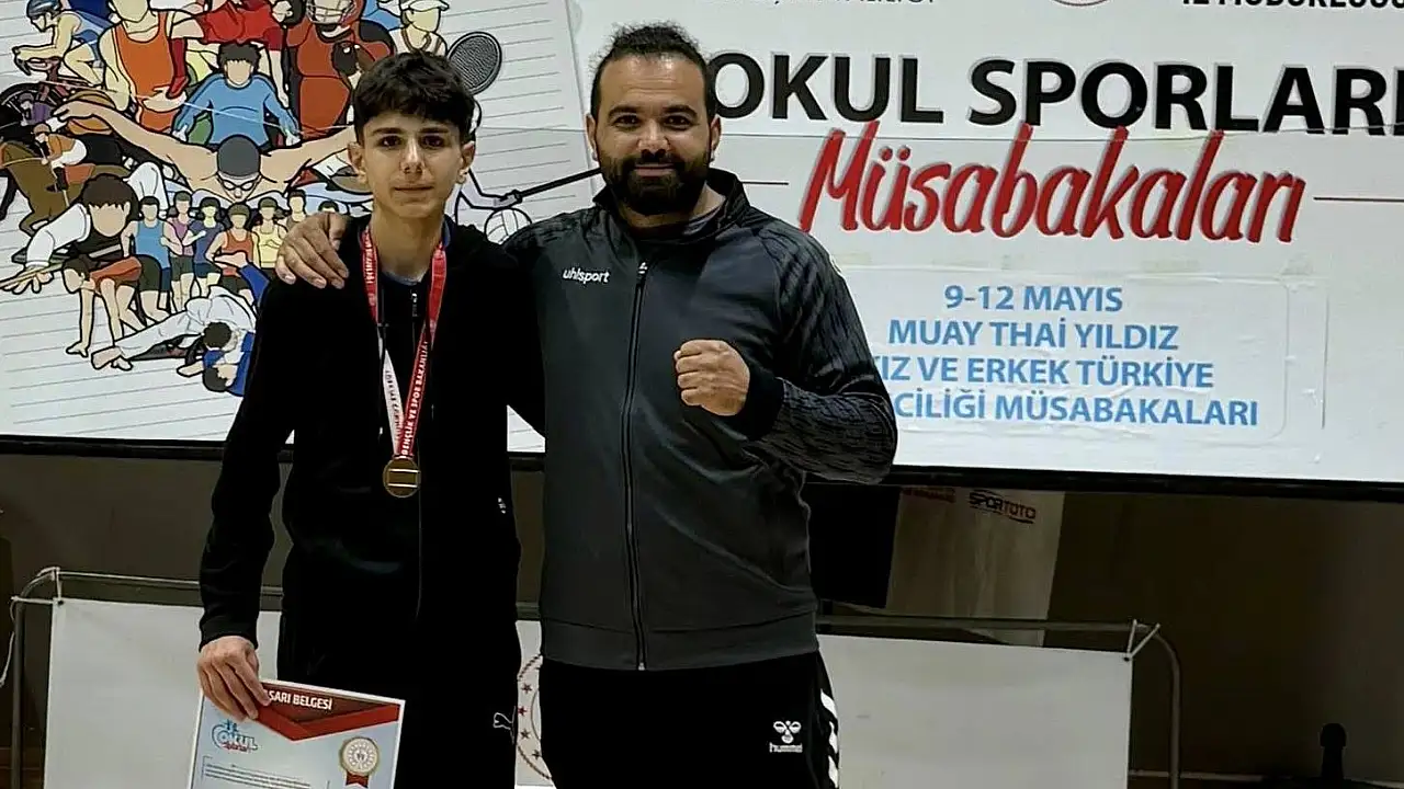 Ağrılı Sporcular Uşak’ta Zirveye Çıktı