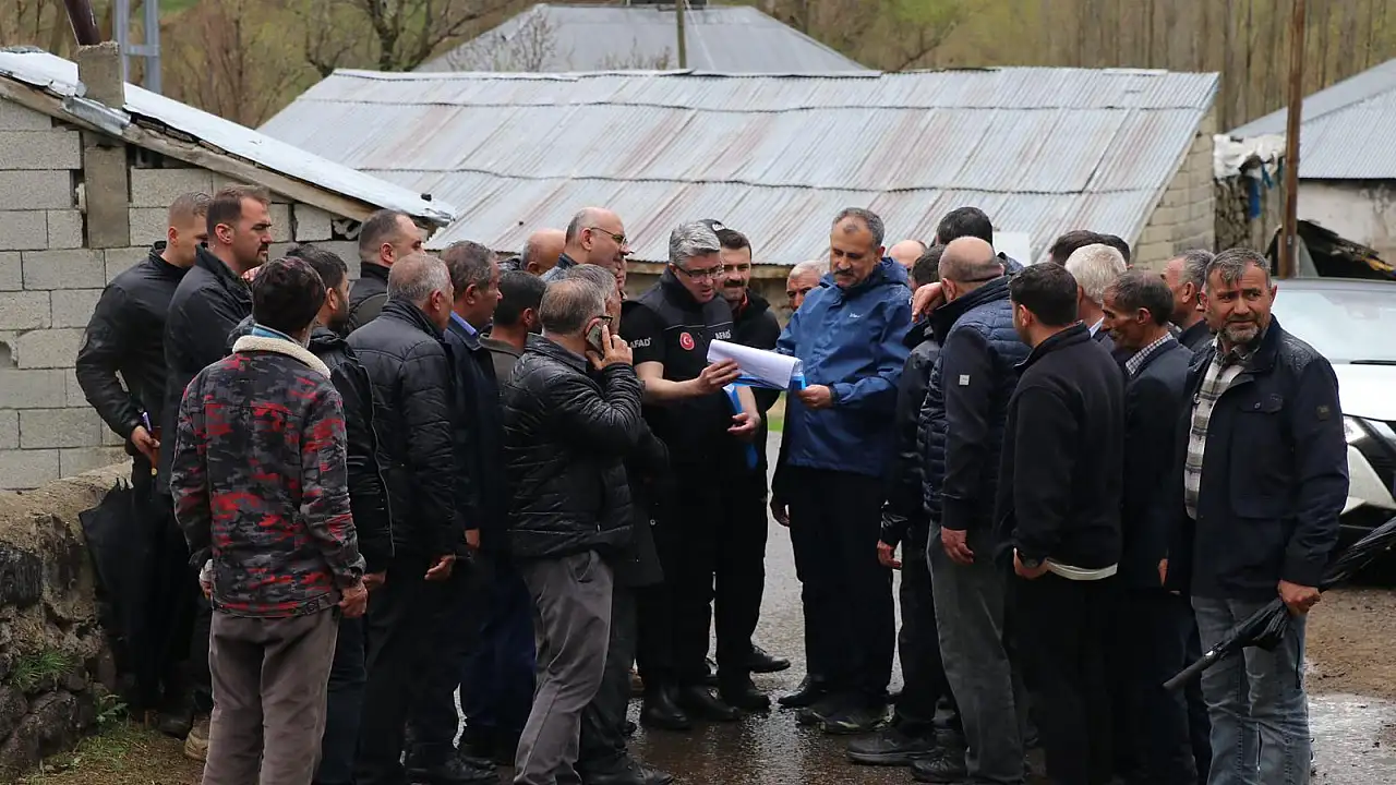 Vali Bozkurt’un Tutak Ziyareti ve Vatandaşlarla Buluşması