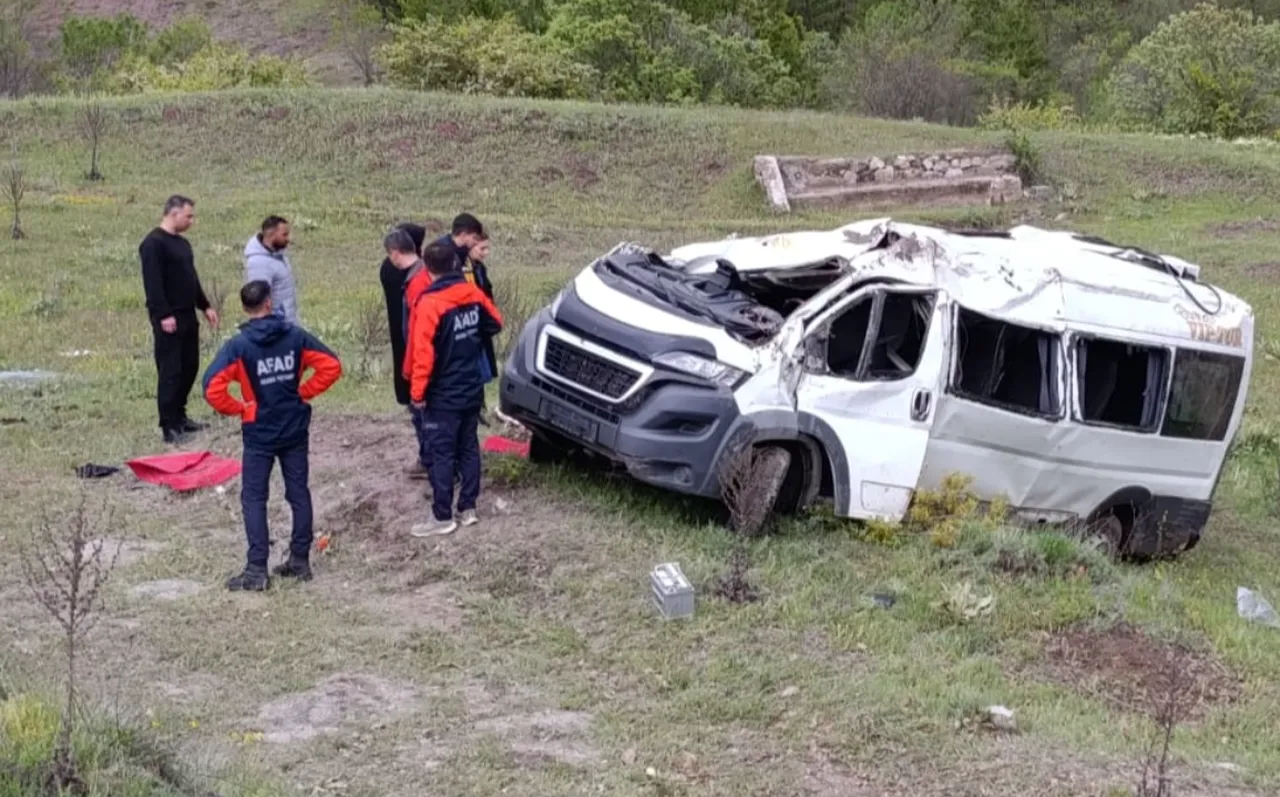 Yozgat’ta öğrenci servisi faciası! Ölü ve yaralılar var